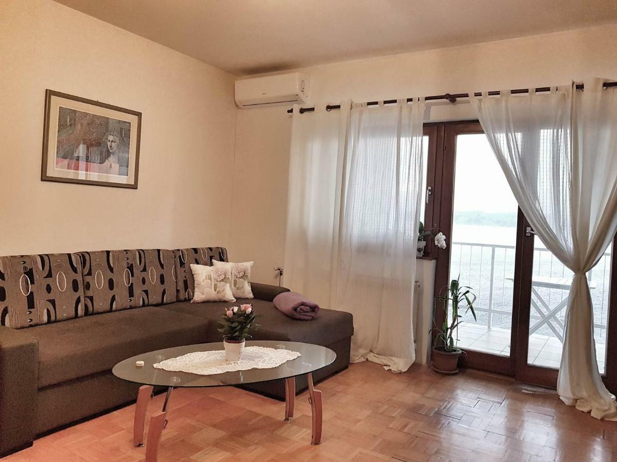 Apartman Ada Сень Экстерьер фото